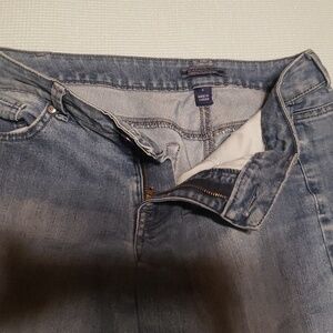 Straightleg Size 8 Jeans